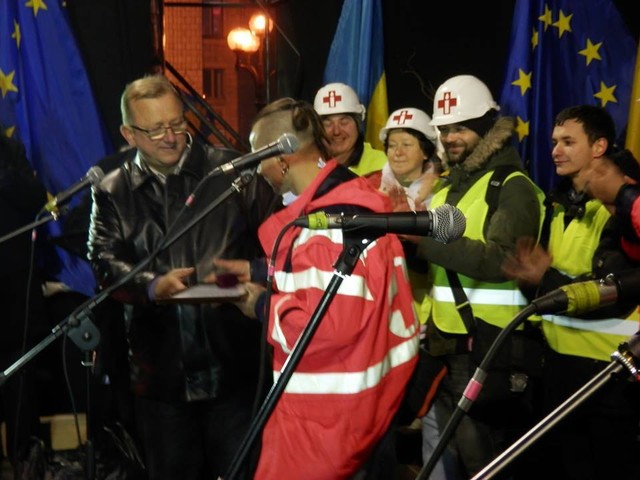 Врачей Евромайдана наградили за спасение митингующих. Фото: facebook.com/maidanmed