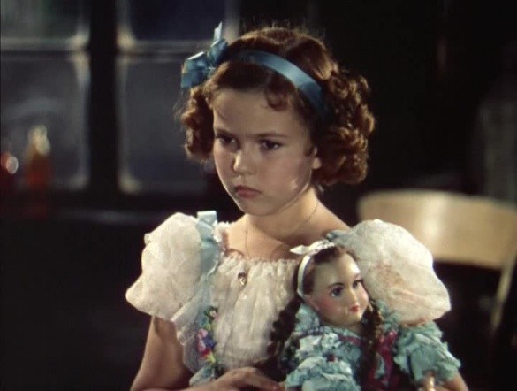 Самая высокооплачиваемая принцесса <br /><br />
"Маленькая принцесса". Повесть английской писательницы Фрэнсис Бернет <br /><br />
"Маленькая принцесса", увидевшая свет в 1905 году, очень популярна у кинематографистов, они обращались к ней пять раз. Самой известной и любимой зрителями считается американская экранизация 1939 года с очаровательной Ширли Темпл в главной роли. <br /><br />
Когда Ширли снималась в этой картине, ей было всего девять лет, и она стала не только одной из самых высокооплачиваемых актрис времен Великой депрессии, но и вошла в список Ста величайших звезд кино по версии Американского киноинститута, опередив Софи Лорен, Риту Хейворт и Мэри Пикфорд.