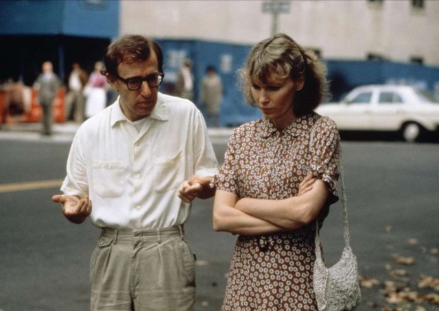 Вуди Аллен и Мия Фэрроу<br />
В 1980 начались 12-летние отношения кинорежиссера Аллена Вуди с актрисой Мией Фэрроу, которая сыграла главные роли в 13 его фильмах, среди которых необходимо отметить картины 