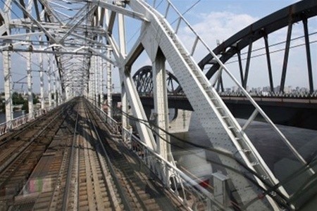 Мост Кирпы – третий самый длинный мост города. Фото:kiyany.obozrevatel.com
