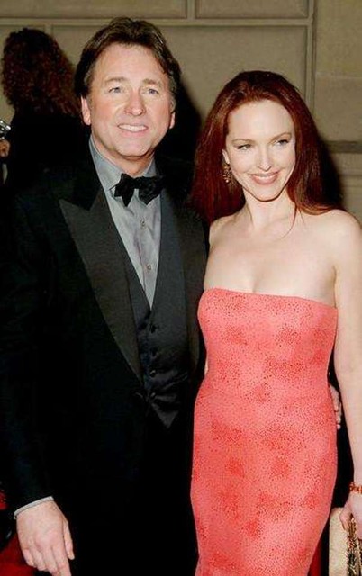 Джон Риттер и Эмми Ясбек<br />
С 1999 по 2003 год актриса Эмми Ясбек была замужем за Джоном Риттером, от которого у нее в 1998 году родилась дочь Стелла. С Джоном Эмми познакомились еще на съемках фильма 