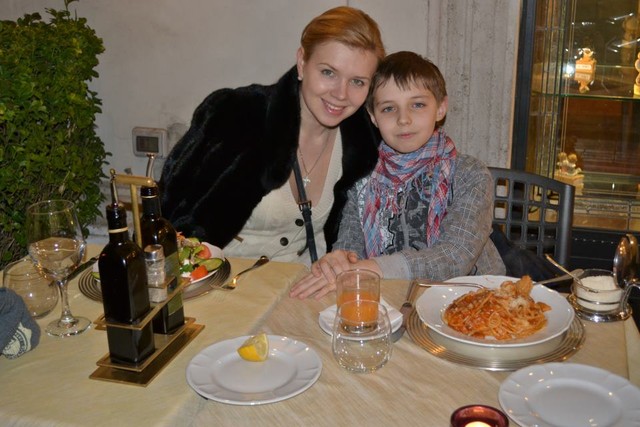 Анна Федорец со старшим сыном. Фото: "Фейсбук"