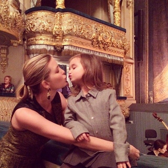 Иванка Трамп и  дочь Арабелла Роуз Кушнер  в Санкт-Петербурге.  Фото: ivankatrump Instagram