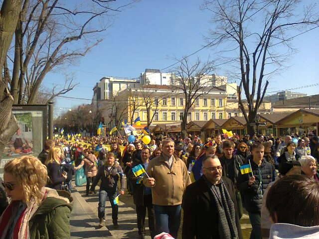 Митинг за единство Украины в Одессе собрал более 10 тыс человек Фото: Н. Михайленко