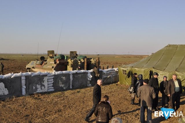 Украинские пограничники обустроили часть на границе между Крымом и Херсонской областью. Фото: Анастасия Грицюта erve.ua