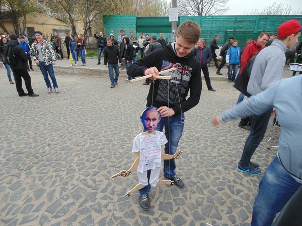 <p>У Луцьку мітингували проти Путіна. Фото: прес-служба "Правого сектору"</p>