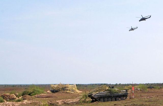 На общевойсковом полигоне оперативного командования "Север" прошли масштабные боевые учения. Фото: mil.gov.ua