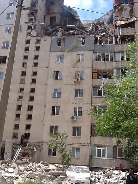 <p>Наслідки вибуху в житловому будинку в Миколаєві. Фото: news.pn</p>