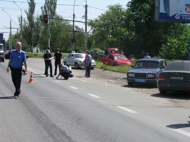 Водитель скончался на месте. Фото: Пресс-служба милиции Луганска
