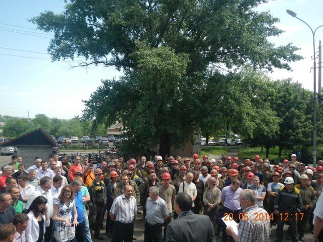Митинг протеста на шахтоуправлении "Добропольское"