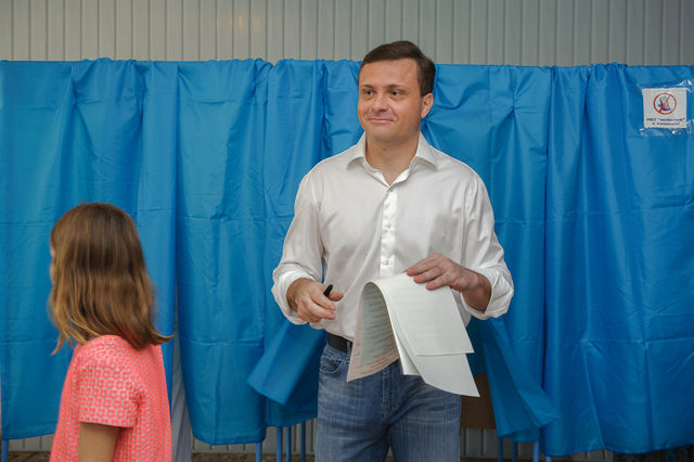 <p>Льовочкін проголосував на виборах президента</p>