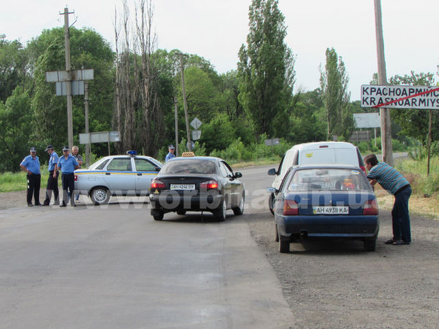 Боевики напали на водителей. Фото: orbita.dn.ua