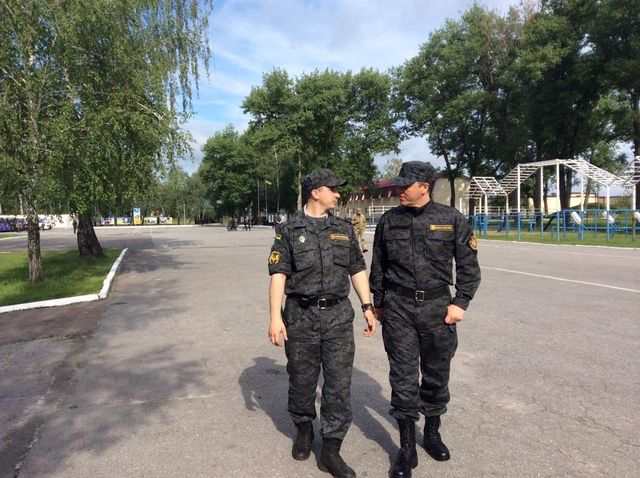 Второй батальон Национальной Гвардии Украины вступил на пост Фото: facebook.com/andriy.parubiy