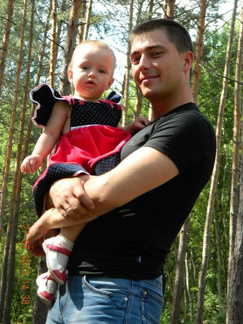 У Виталия остались жена Оксана и маленькая дочь. Фото: соцсети