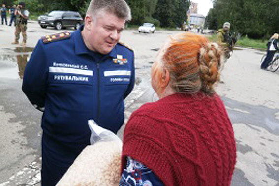 В Славянске работают спасатели. Фото: МВД