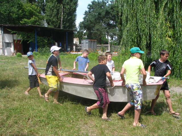 В Харькове заработала школа парусного спорта. Фото: Максим Иванов