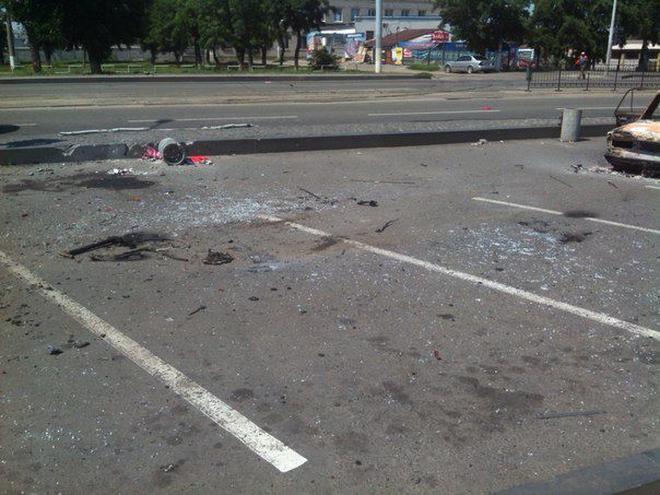 Террористы обстреляли город Фото: informator.lg.ua