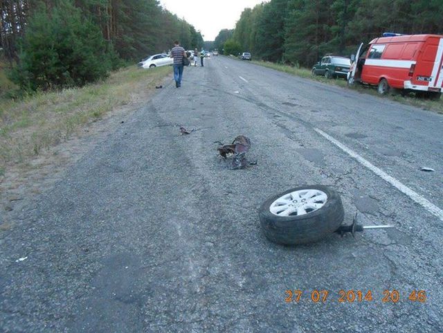 Свидетели говорят, что "гонщики" были сильно пьяны. Фото: facebook.com/samooborona.dneprovskogo