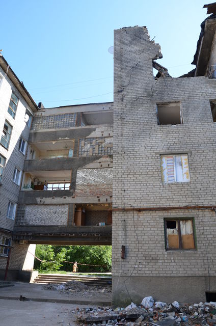 У 55 сотрудников станции разрушено жилье. Фото: "Донбассэнерго"