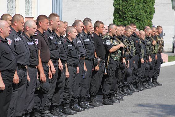 Часть бойцов уже во второй раз отправляется в зону АТО Фото: МВД Украины
