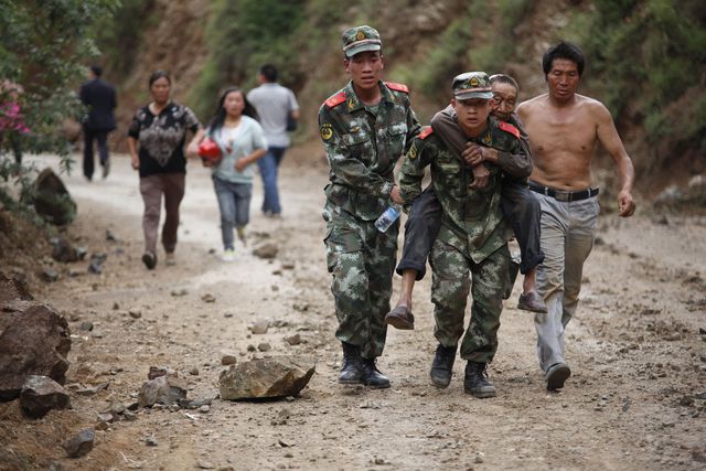 <p><span>Число жертв землетрусу в Китаї збільшилось до 367, фото AFP</span></p>