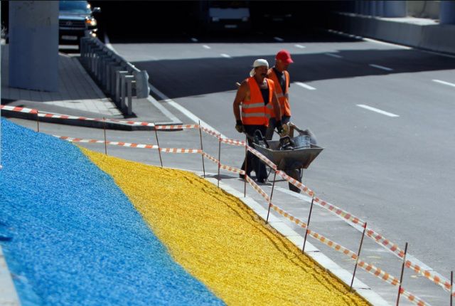 Реконструкцию пешеходной части намерены закончить в 2015 году. Фото: kiev.klichko.org