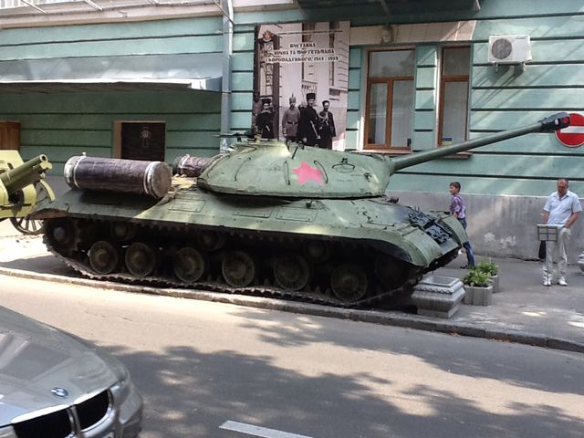 <p>Сили АТО відбили танк у бойовиків. Фото: УНН</p>