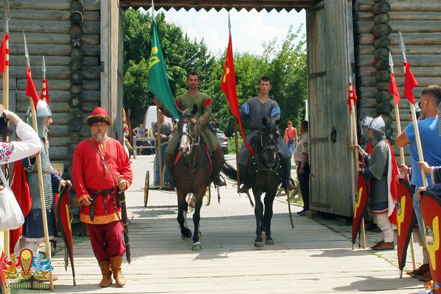 День Независимости будут праздновать с турнирами. Фото: пресс-служба парка "Киевская Русь"