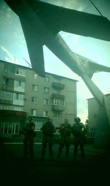 Батальон "Азов" вернул контроль над Новоазовском, фото facebook.com/igor.mosijcuk