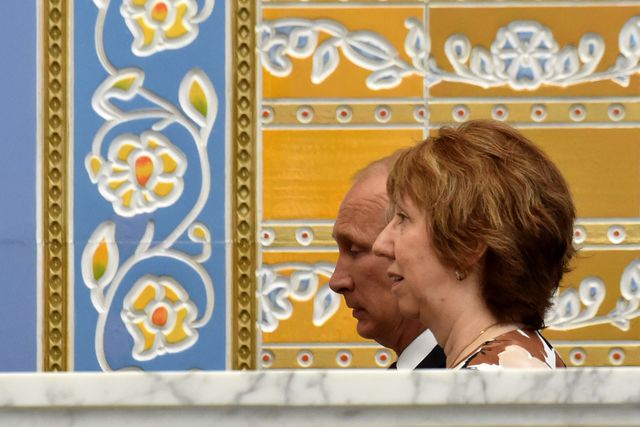 Владимир Путин и Кэтрин Эштон. Фото: AFP