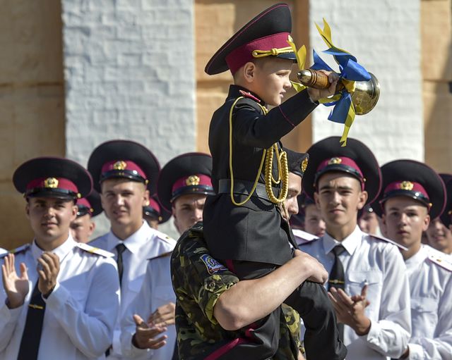 Кадети в Києві. Фото AFP
