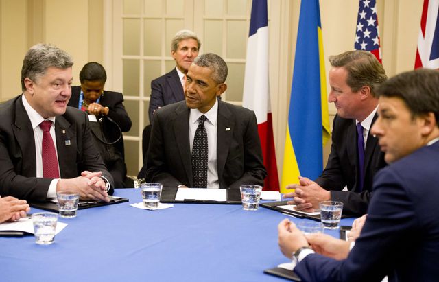 Петро Порошенко, Барак Обама, Девід Кемерон. Фото: AFP