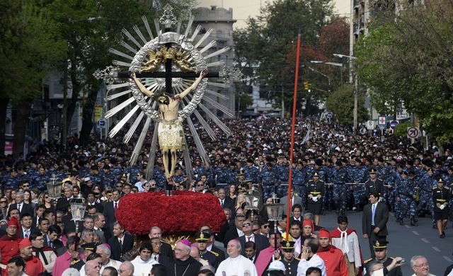 Аргентина. Паломники празднуют "Шествие чуда", что является одним из самых важных народных гуляний. Фото: AFP