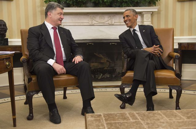 Петр Порошенко встретился с Бараком Обамой, фото AFP