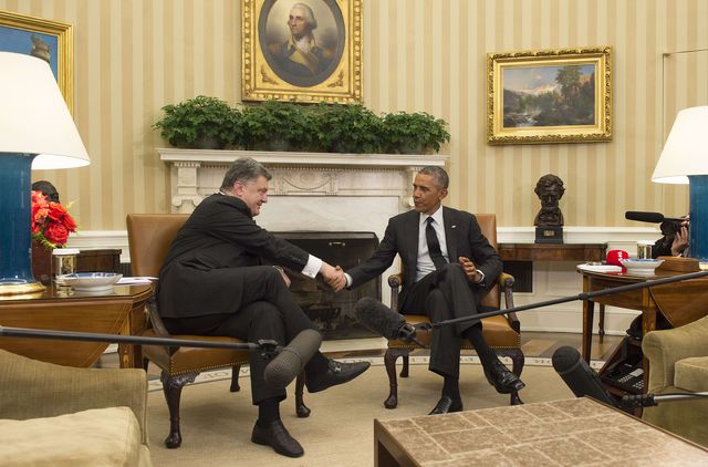 <p><span>Петро Порошенко зустрівся з Бараком Обамою, фото AFP</span></p>