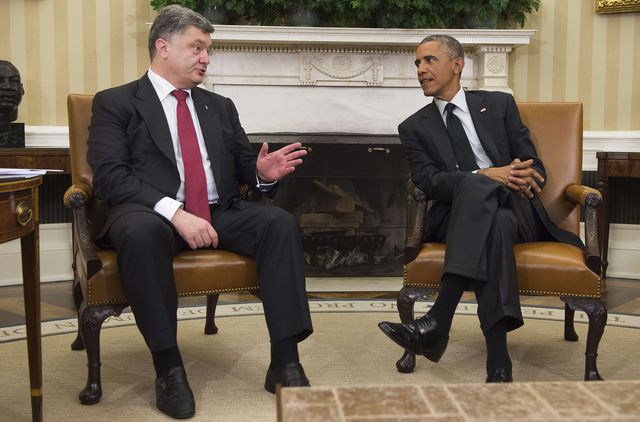 Порошенко и Обама. Фото: AFP