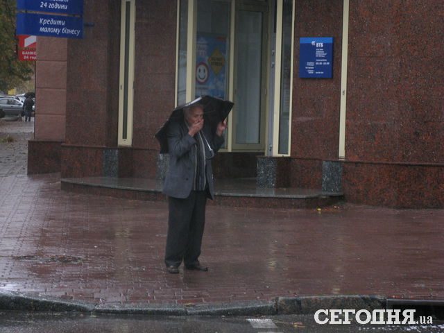 В Днепропетровске сейчас буря. Фото: Андрей Никитин, Станислав Моисеенко