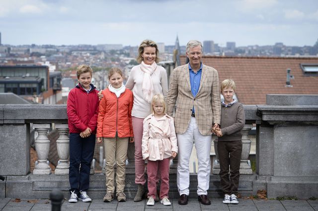 Королевская семья Бельгии: король Филипп, его жена Матильда и их четверо детей  AFP