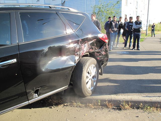 В Киеве на ул. Милославской столкнулись шесть авто. Фото:  ГАИ в Киеве