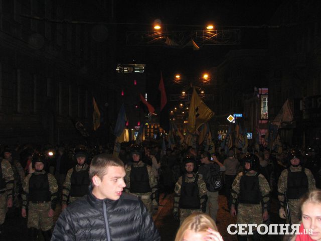 В Харькове прошел "Марш Героев", фото Максим Иванов/Сегодня.ua