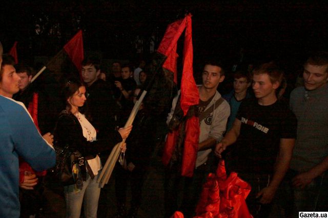 Львовяне пришли на марш, посвященный созданию УПА, без балаклав и факелов, фото Ярослав Тимчишин/Gazeta.ua