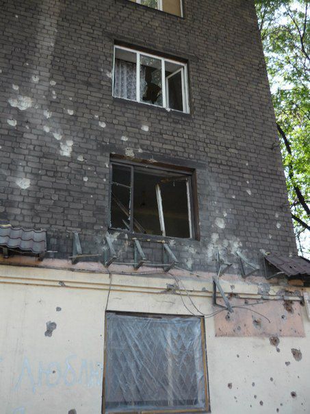 Разрушения в Енакиево. Фото: соцсети