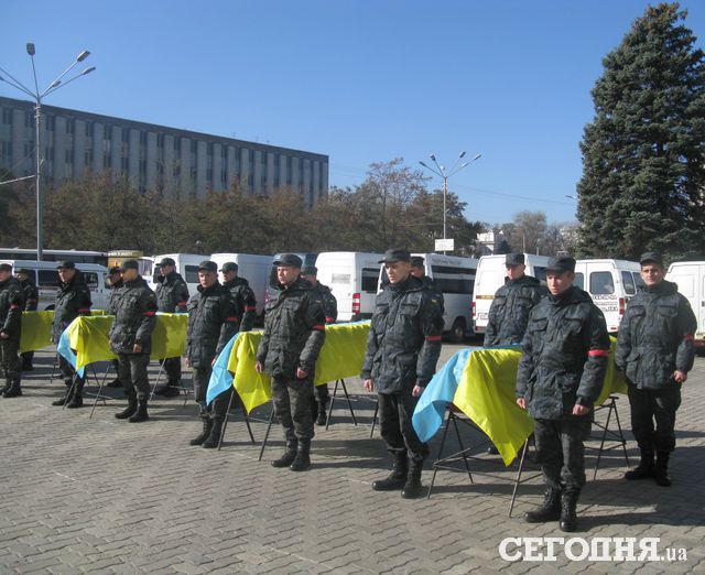 В Днепропетровске прощаются с погибшими. Фото: Андрей Никитин