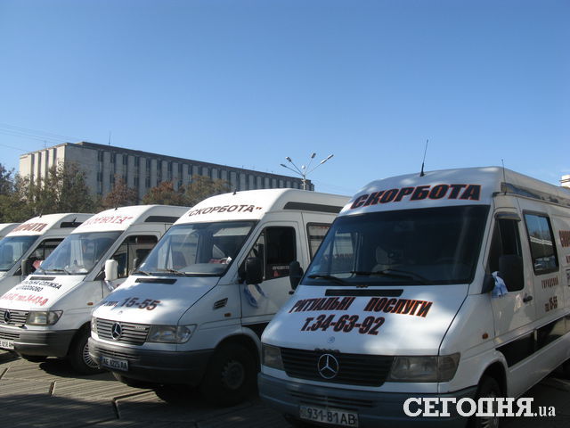 В Днепропетровске прощаются с погибшими. Фото: Андрей Никитин