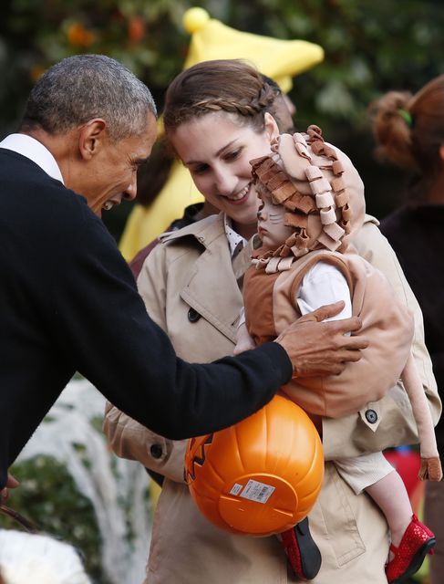 В Белом доме празднуют Хэллоуин, фото AFP