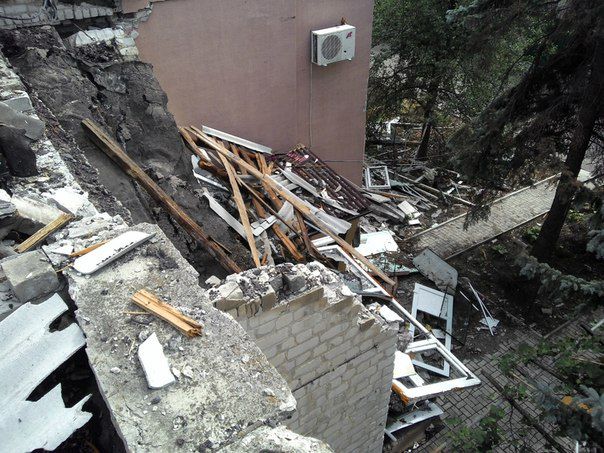 Шахтерск стоит в руинах. Фото: соцсети