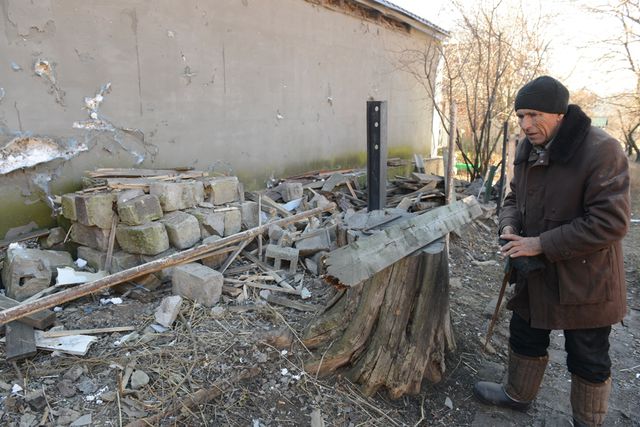 На выходных Донецк интенсивно обстреливали. Фото: С.Уманец
