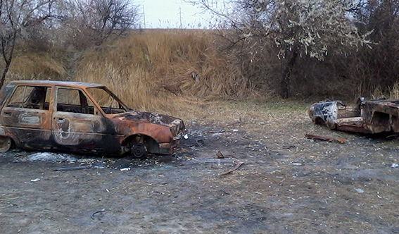 <p>У Дніпропетровську підлітки палили авто. Фото: МВС</p>