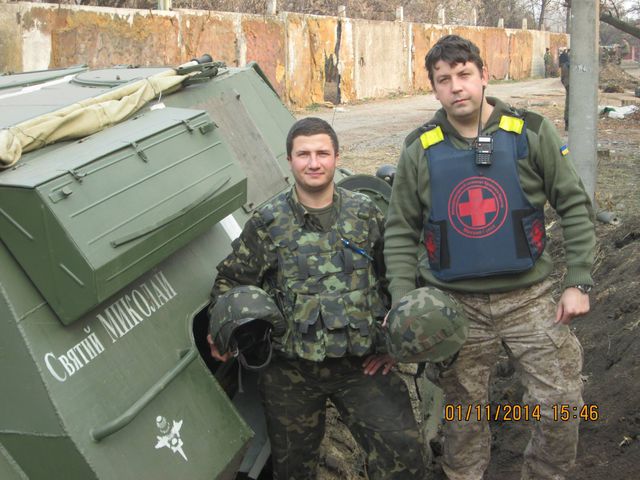 <p>Техніка в зоні боїв на Донбасі. Фото: соцмережі та з архіву волонтера Івана Звягіна</p>
