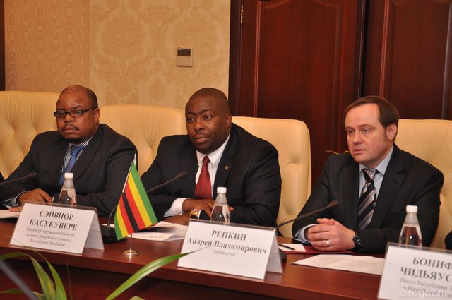 Аксенов решил "дружить" с Зимбабве. Фото: rk.gov.ru/